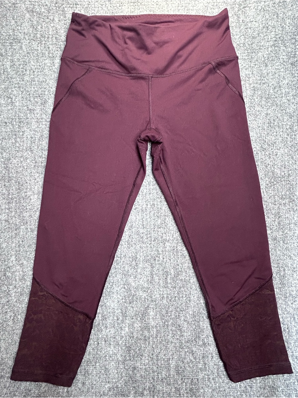 Victoria's Secret Knockout Capri Burgundy High-Waist Leggings